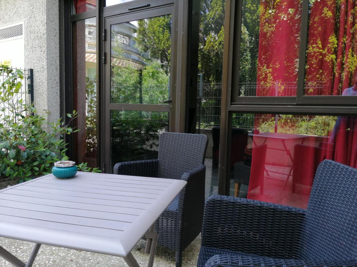 Appart-Hotel Chanzy / อองกูแลม ภายนอก รูปภาพ