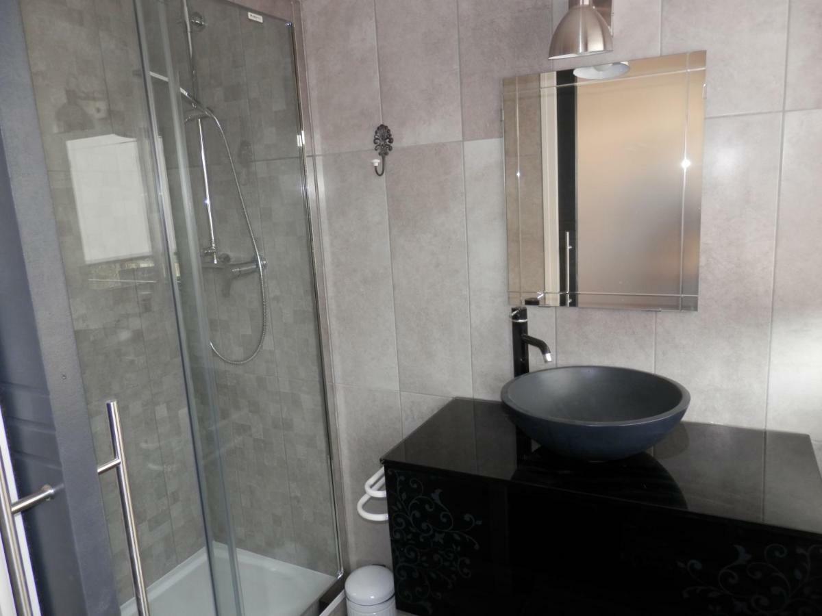 Appart-Hotel Chanzy / อองกูแลม ภายนอก รูปภาพ