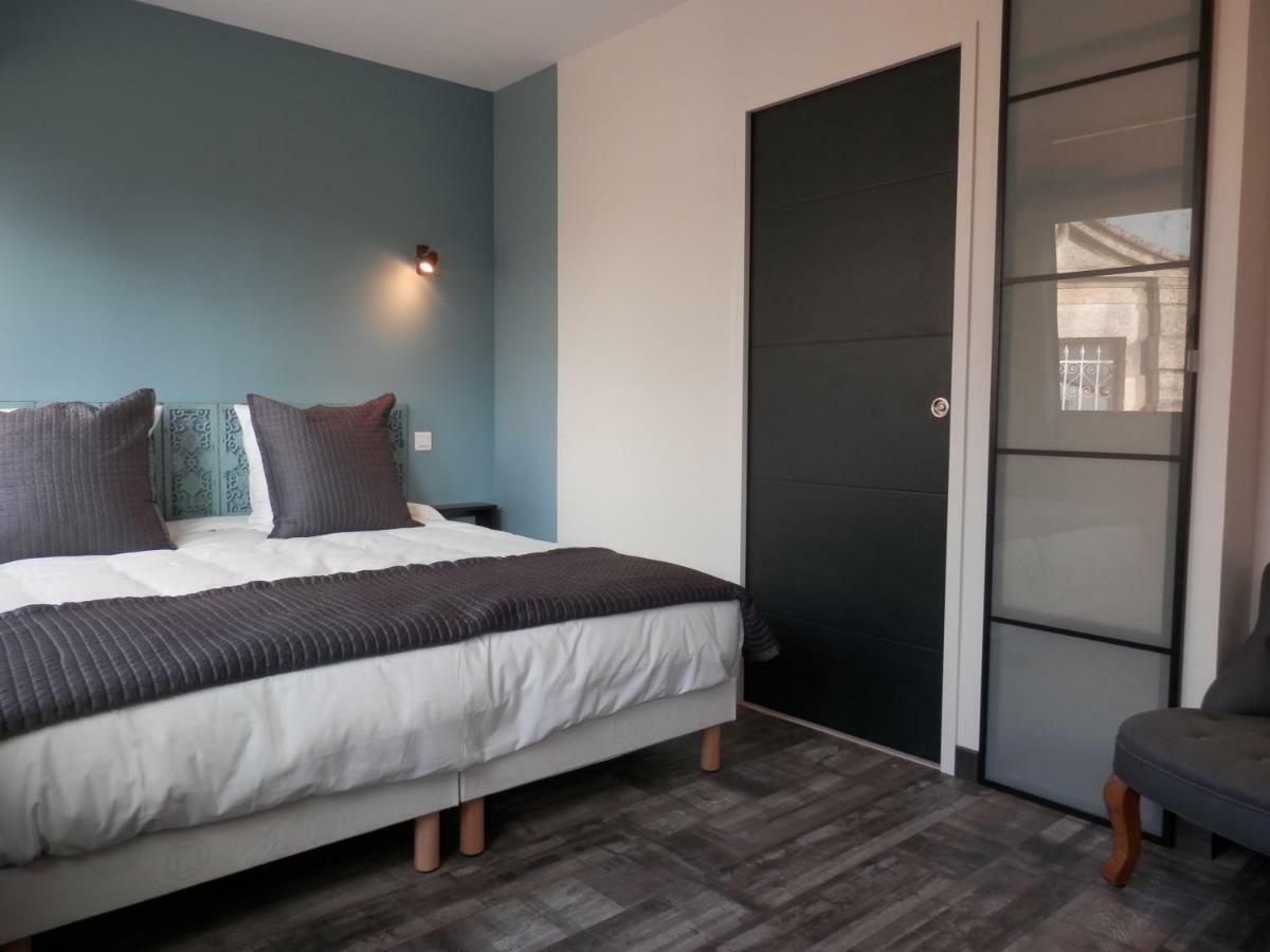 Appart-Hotel Chanzy / อองกูแลม ภายนอก รูปภาพ