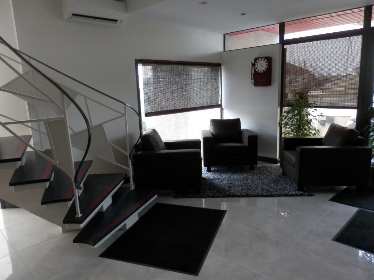 Appart-Hotel Chanzy / อองกูแลม ภายนอก รูปภาพ