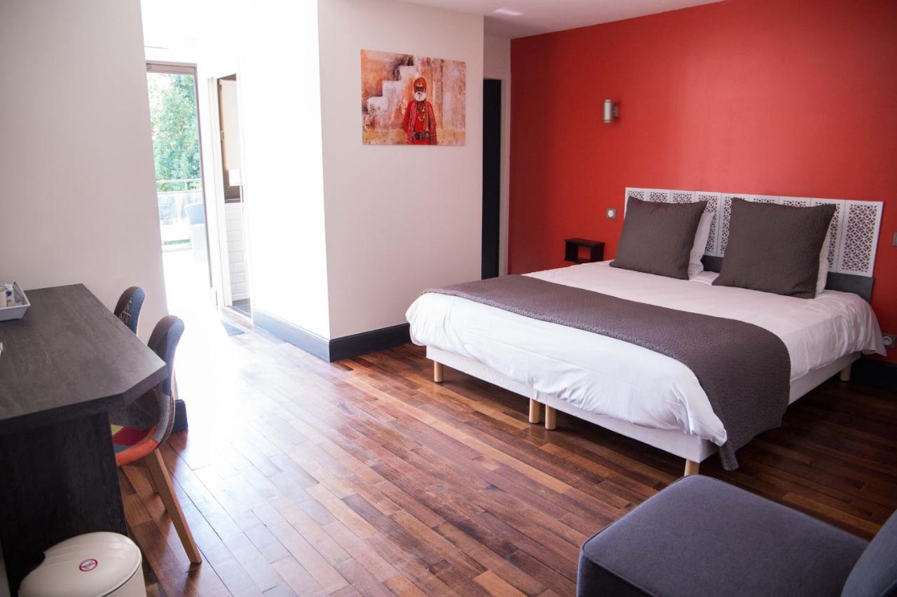 Appart-Hotel Chanzy / อองกูแลม ภายนอก รูปภาพ